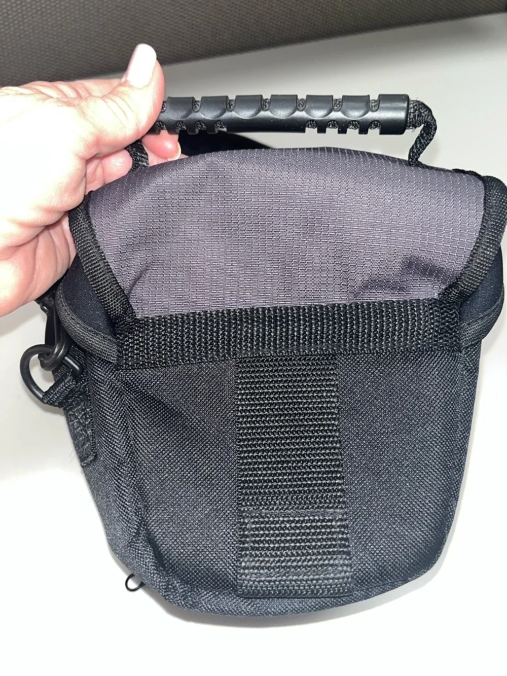 Samsonite Black and Gray Camera Crossbody Bag